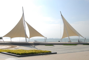 快递业进去百亿时代给物流带来的机遇和挑战