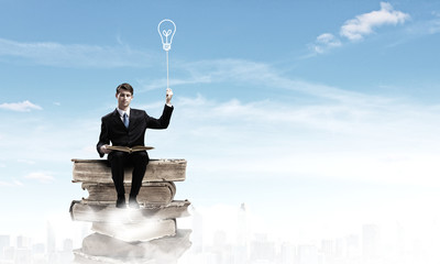 属龙和属蛇婚配子孙后代怎样