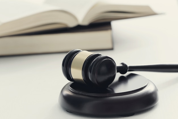 如何去除虾头上的黑色物