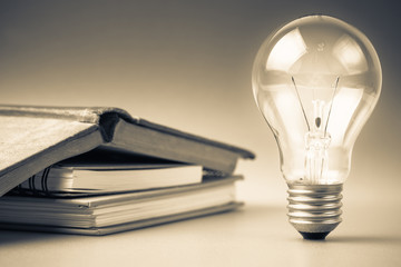 如何去除虾头上的黑色物